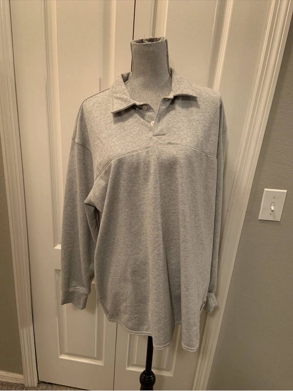 The north face ladies pullover size XL
